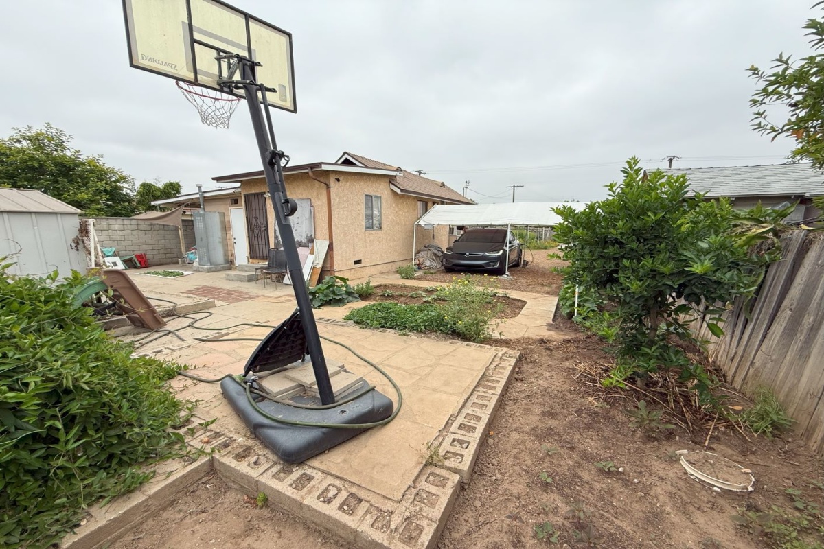 7618 Hellman Ave, Rosemead, California 91770, 3 Bedrooms Bedrooms, ,1 BathroomBathrooms,Single Family Home,Residential Featured Listings,Hellman,1134